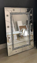 Load image into Gallery viewer, Diamond Crush Hollywood Mirror medium with bluetooth and speaker
