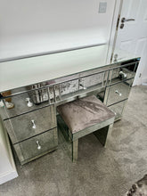 Load image into Gallery viewer, 7 draw Classic Venetian Mirrored dressing Table
