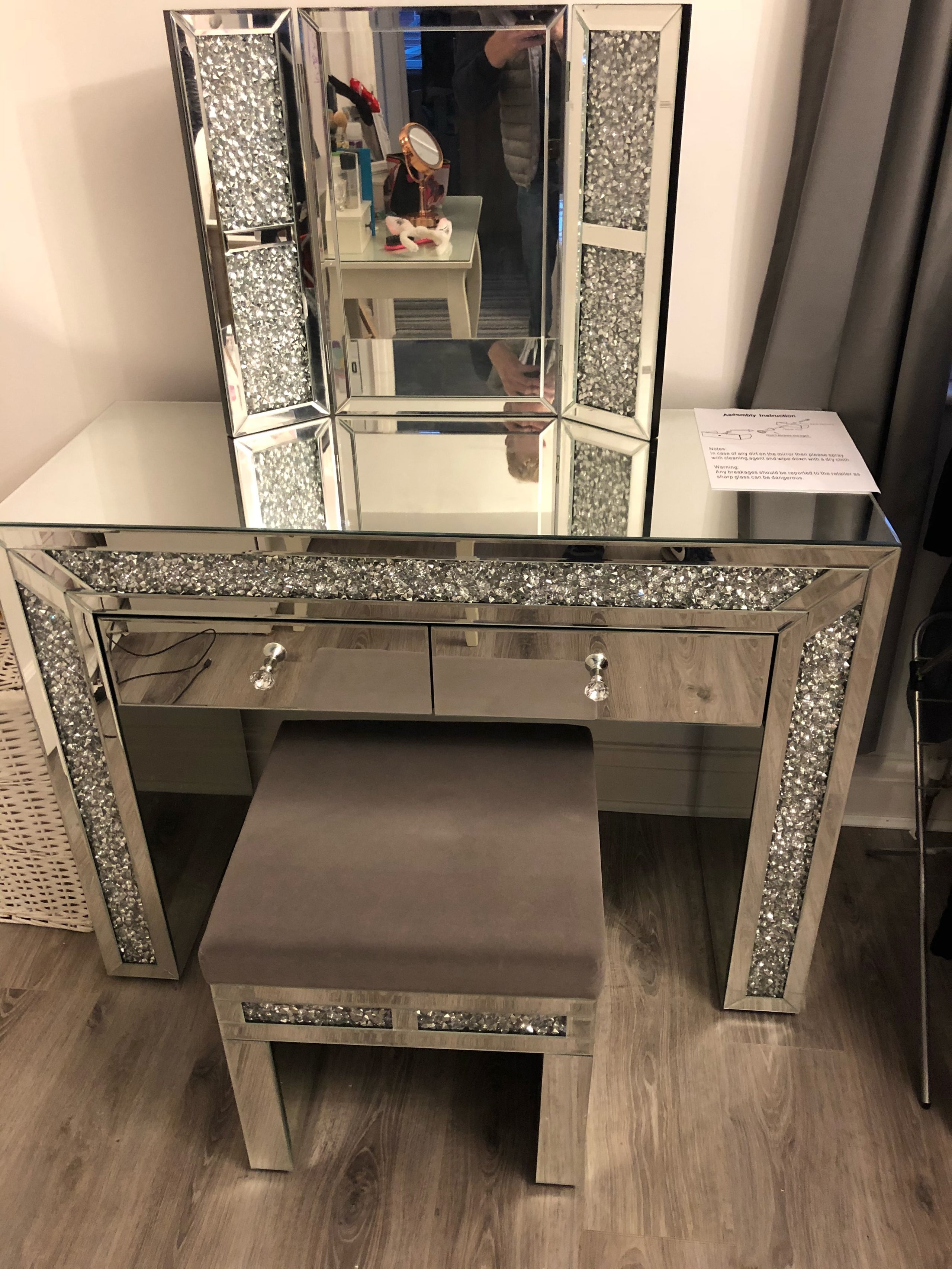 Diamond crush discount dressing table