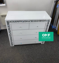 Load image into Gallery viewer, Monica Diamond crush 5 Draw Chest in White with border trim in stock
